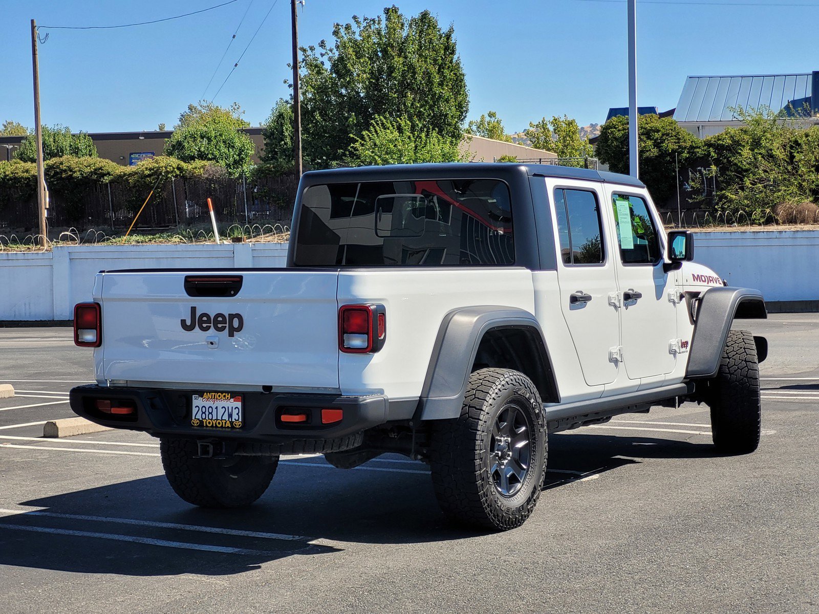 Used 2023 Bright White Clearcoat Jeep Mojave image 4