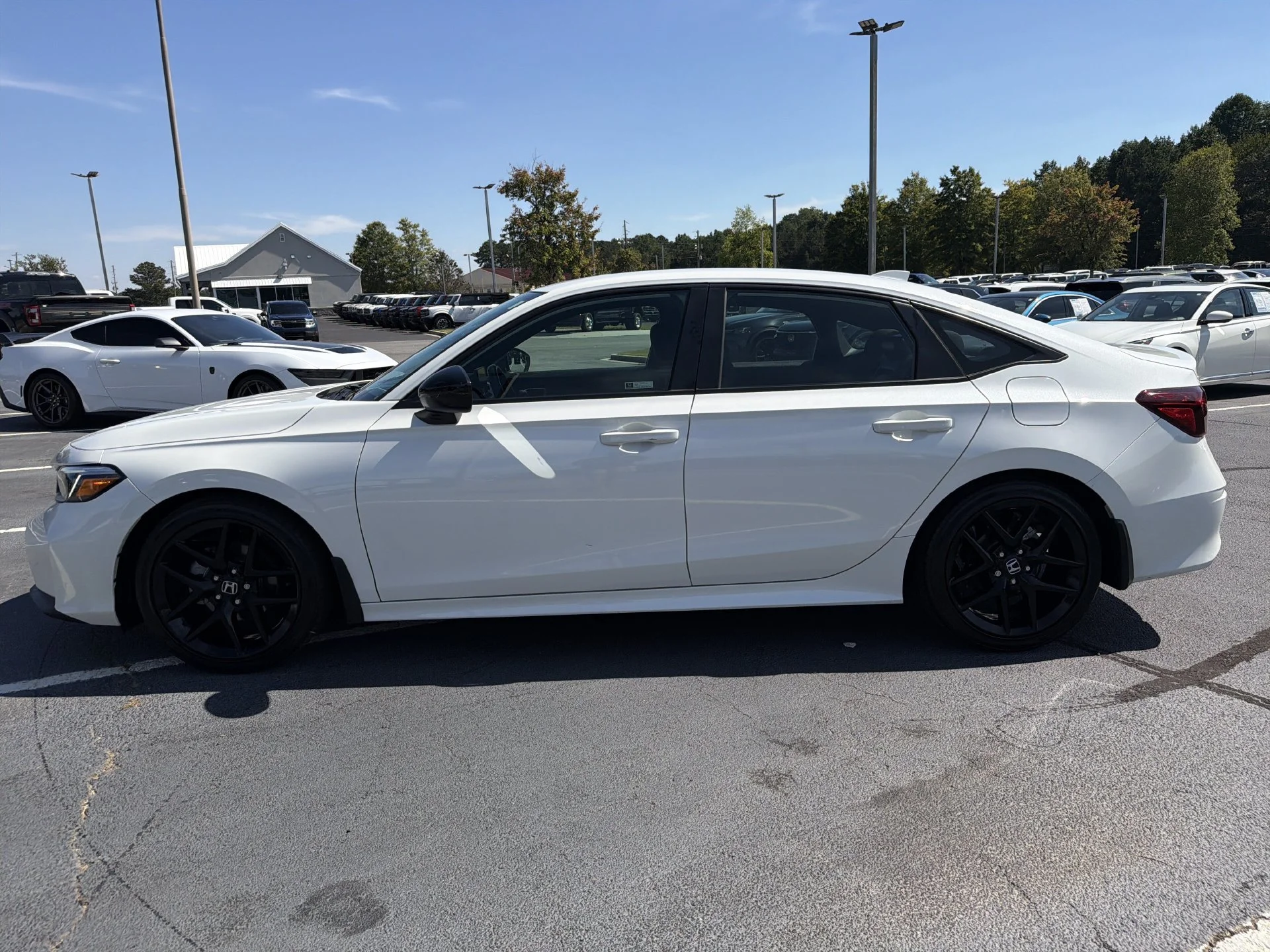 Certified Used 2025 Platinum White Pearl Honda Sport image 22
