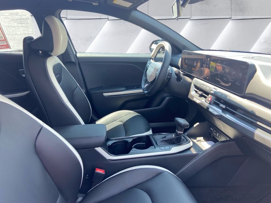 Certified Used 2026 White Kia GT-Line image 12