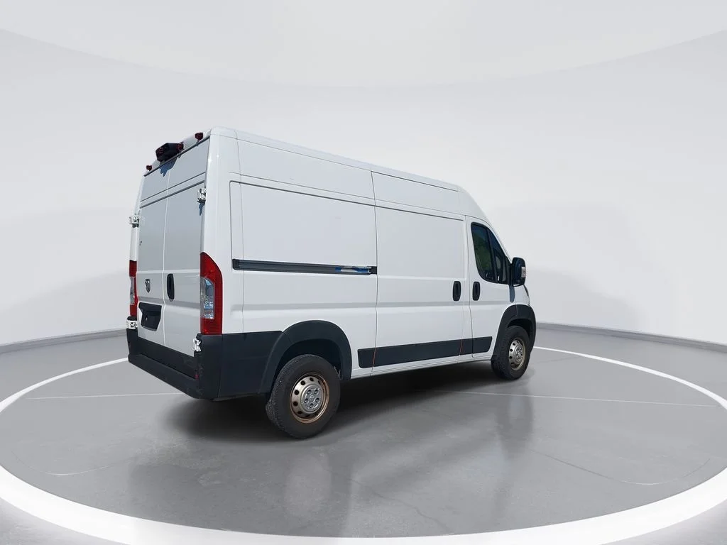 Used 2020 White Ram Base image 8