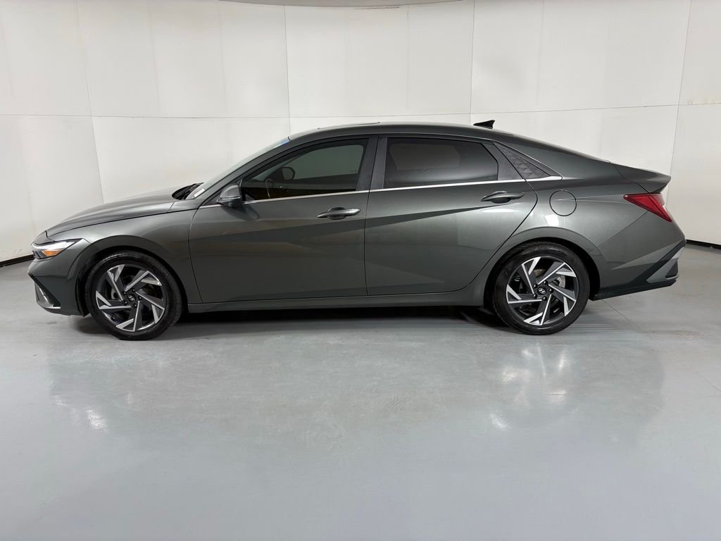Used 2024 Gray Hyundai Limited image 5