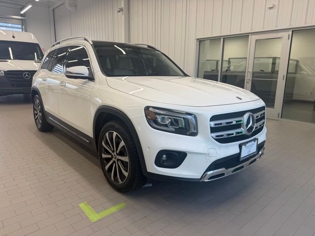 2020 Mercedes-Benz GLB GLB250 4MATIC's photo