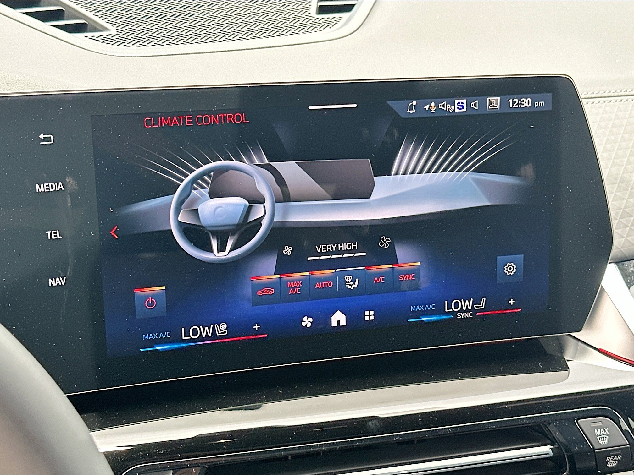 New 2026 Vegas Red Metallic BMW xDrive28i image 11