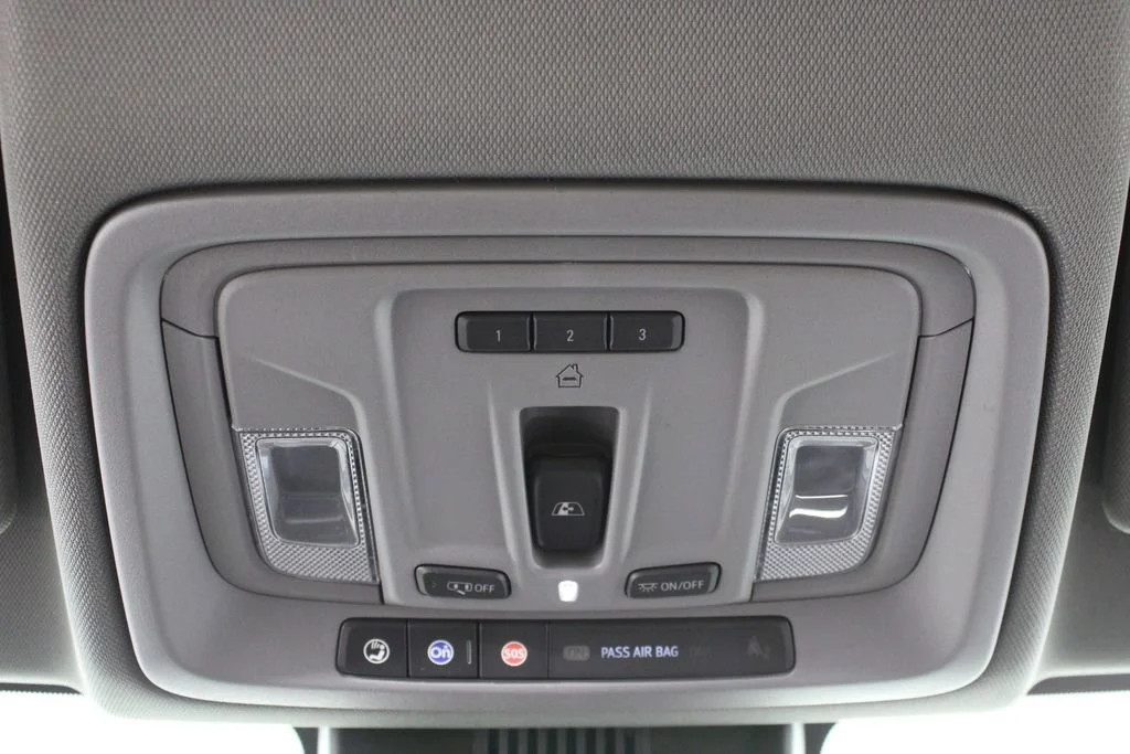 2026 GMC Sierra 1500 SLT - Photo 22