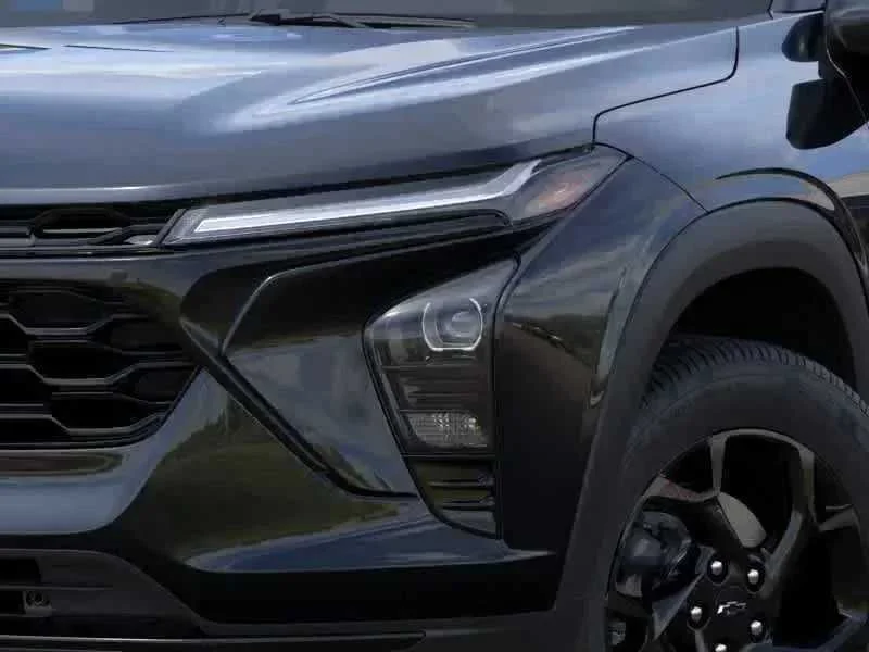 New 2026 Mosaic Black Metallic Chevrolet LT image 18