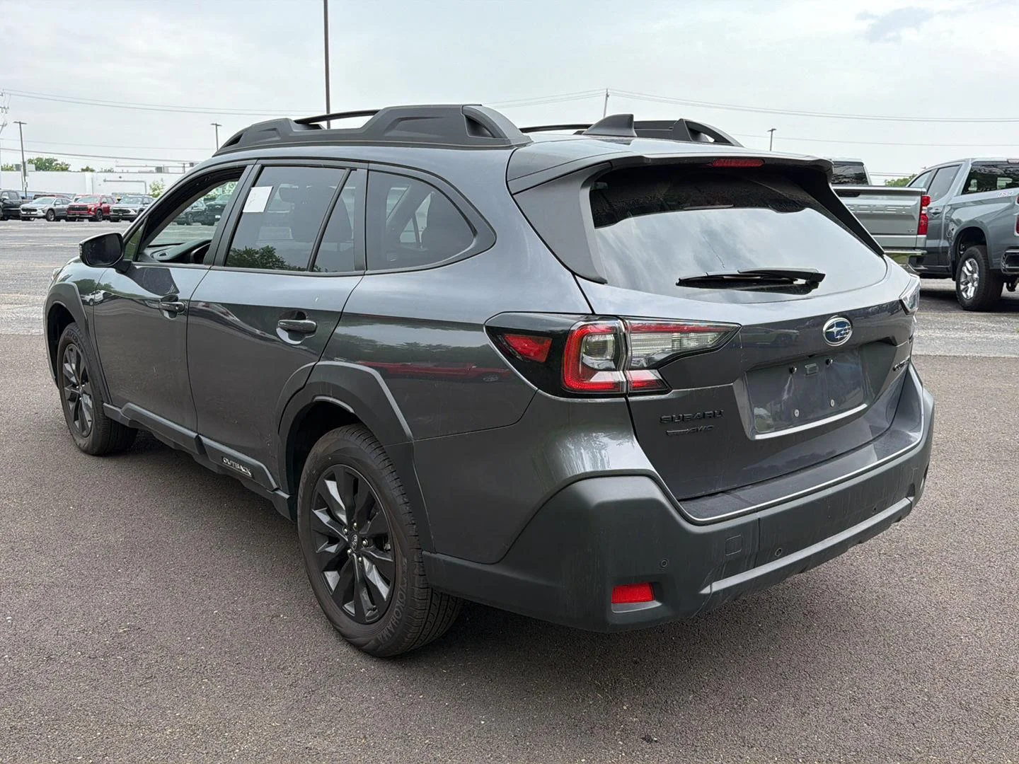 Used 2025 Magnetite Gray Metallic Subaru Onyx Edition image 5