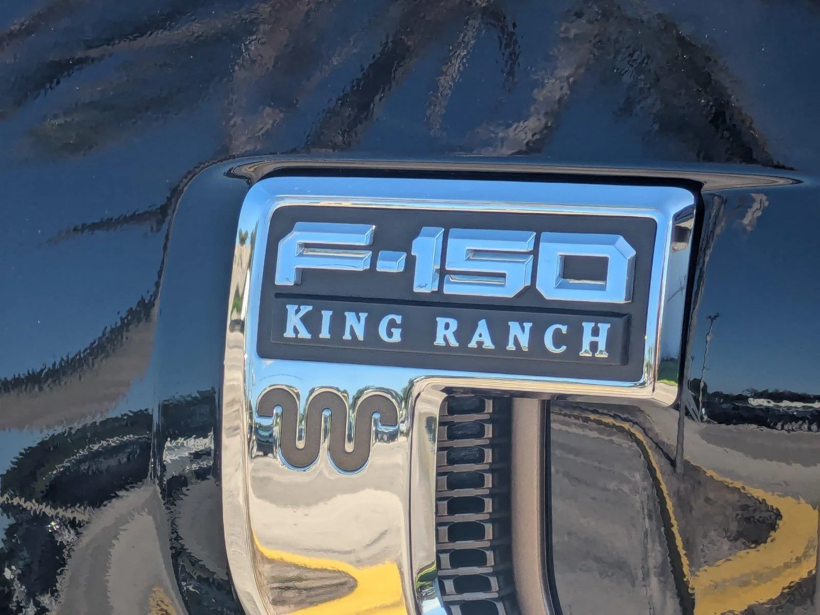 New 2026 Agate Black Metallic Ford King Ranch image 9
