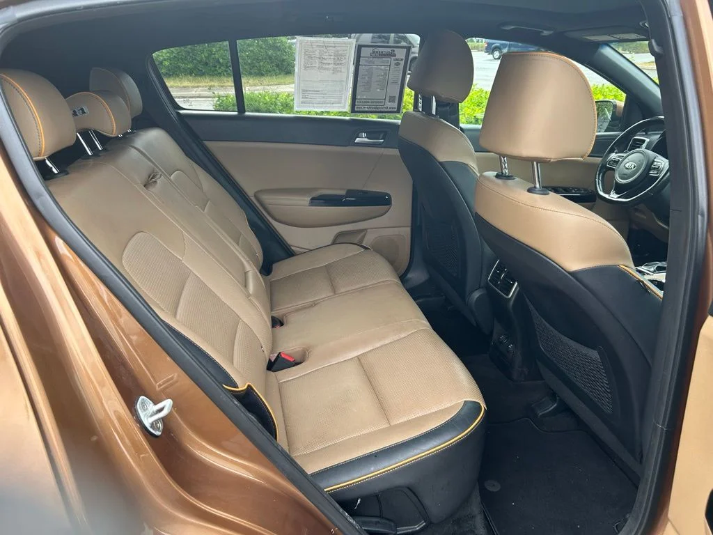Used 2018 Brown Kia SX image 17