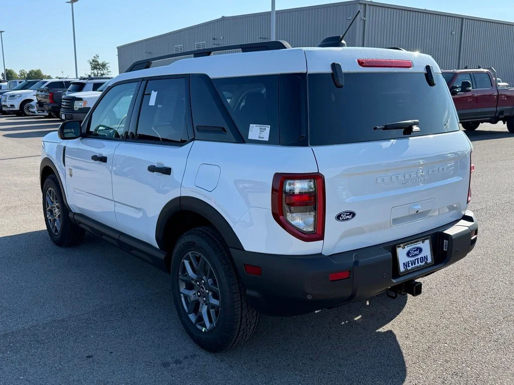 New 2026 White Ford Big Bend image 36