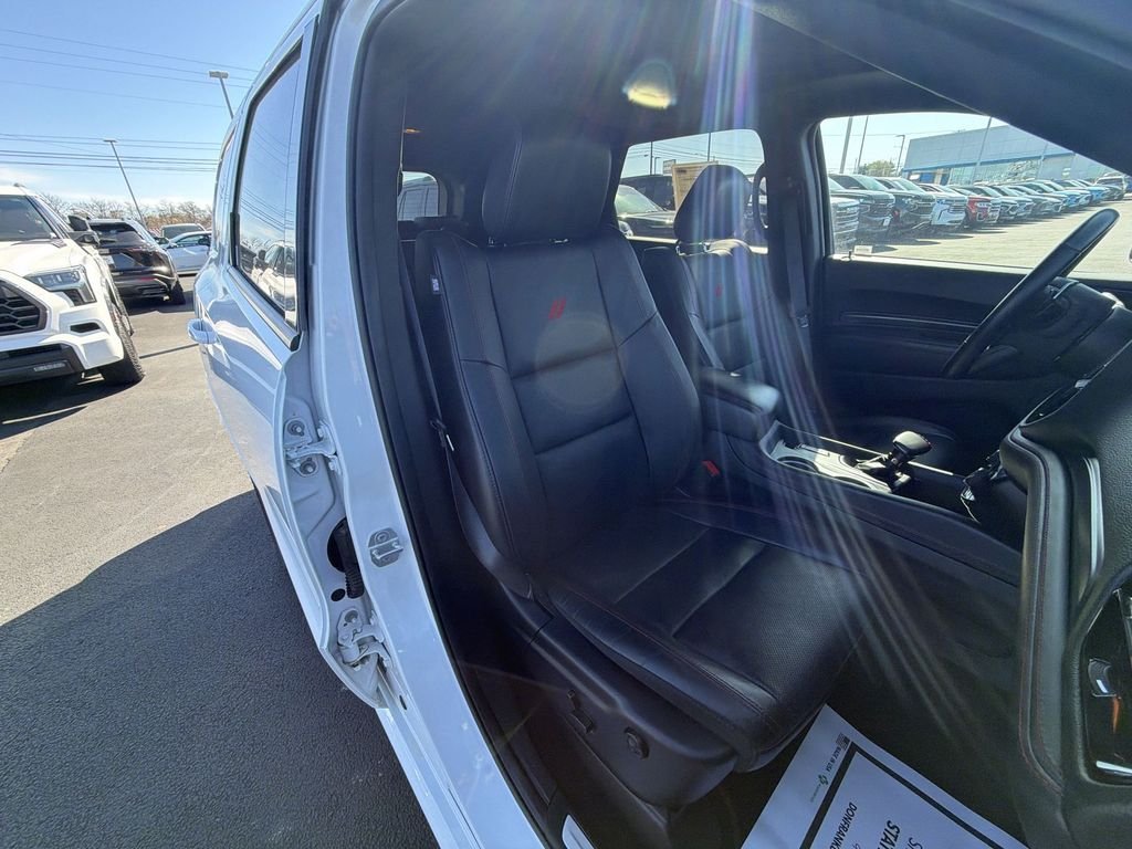 Used 2025 White/off-white Dodge R/T Plus image 31
