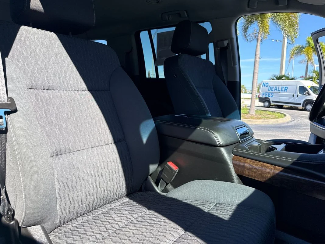 Used 2018  Chevrolet LS image 19