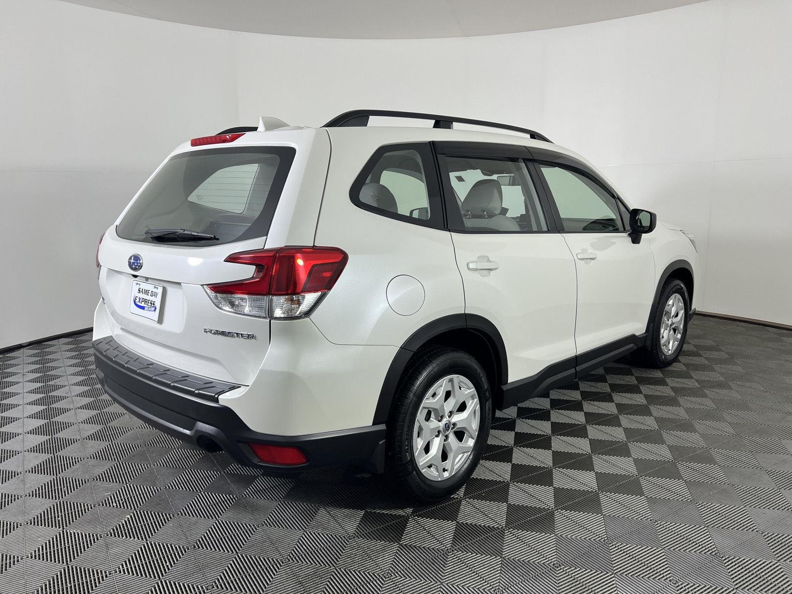 Used 2020 Crystal White Pearl Subaru Base image 26