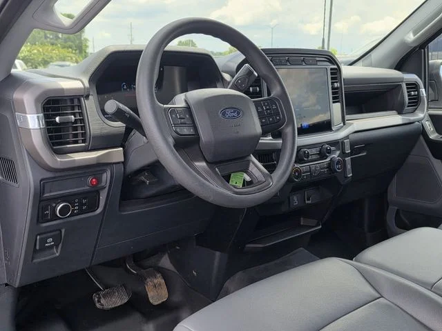 Used 2024 Oxford White Ford XL image 6