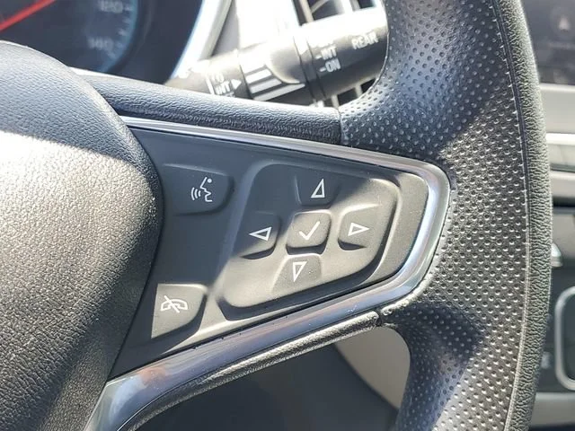 Used 2020 SUMMIT WHITE Chevrolet LS image 12