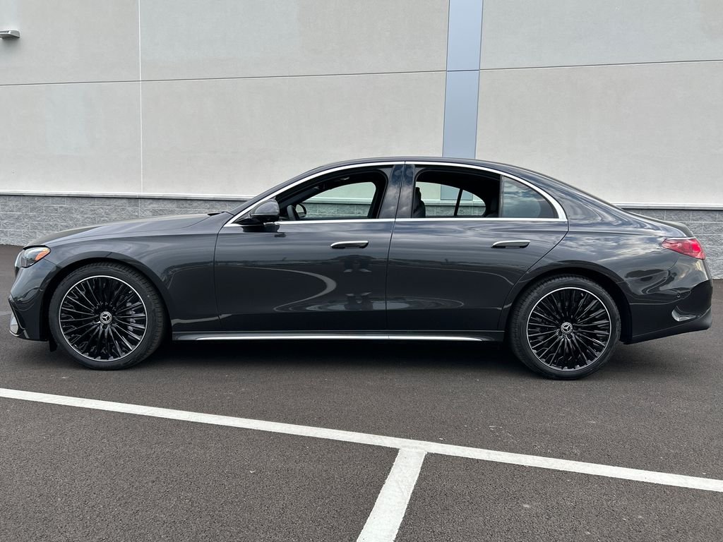 New 2026 Graphite Grey Metallic Mercedes-Benz E 450 image 4