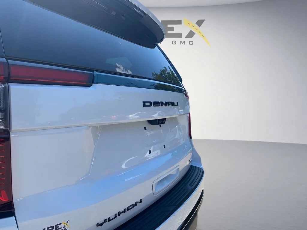 New 2026 Glacier White Tricoat GMC Denali Ultimate image 43