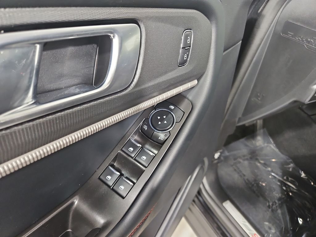 2025 Ford Explorer ST-LINE - Photo 12
