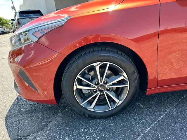 Certified Used 2023 Red Kia LXS image 19
