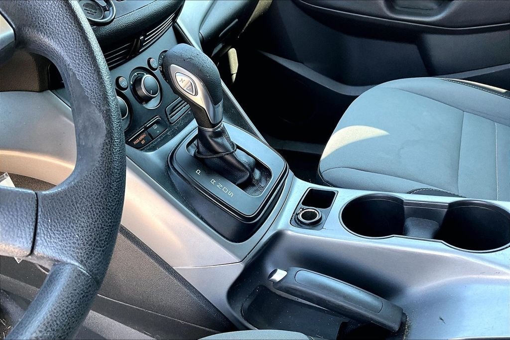 Used 2015 Silver Ford SE image 12
