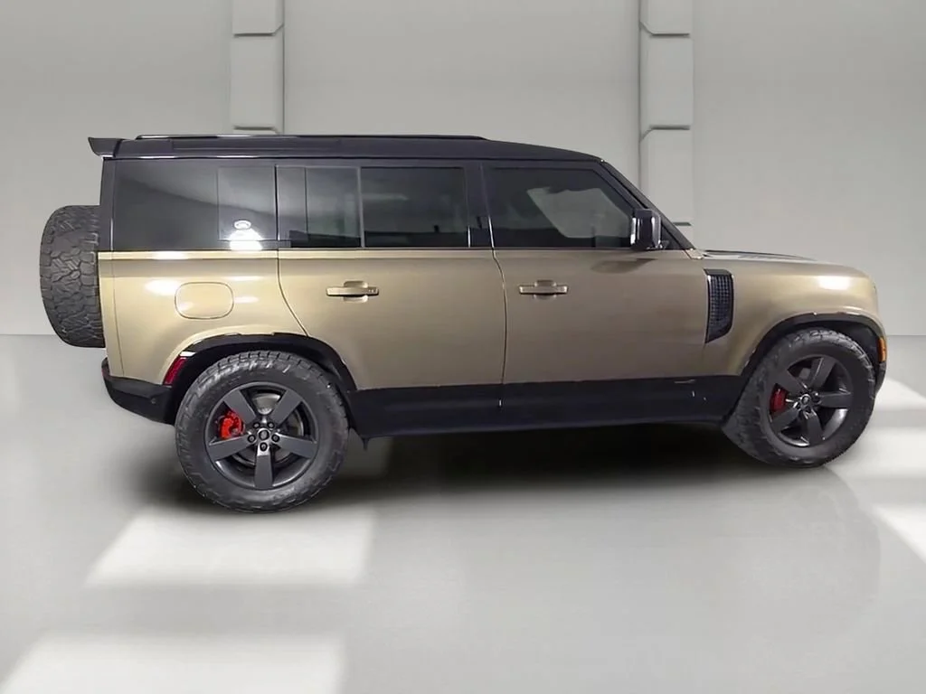Used 2023 Gondwana Stone Metallic Land Rover X image 37