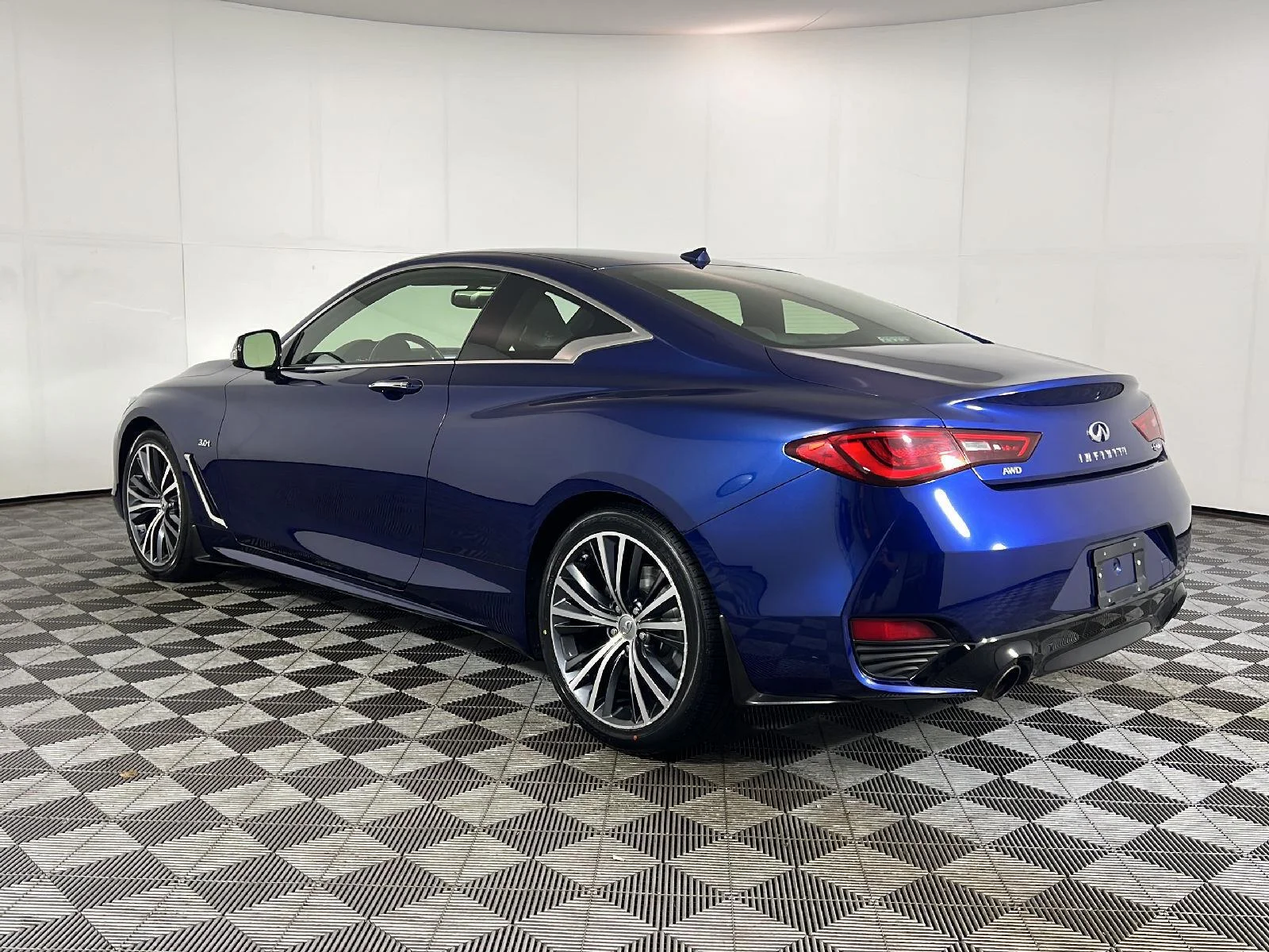 Used 2017 Iridium Blue INFINITI 3.0t Premium image 35