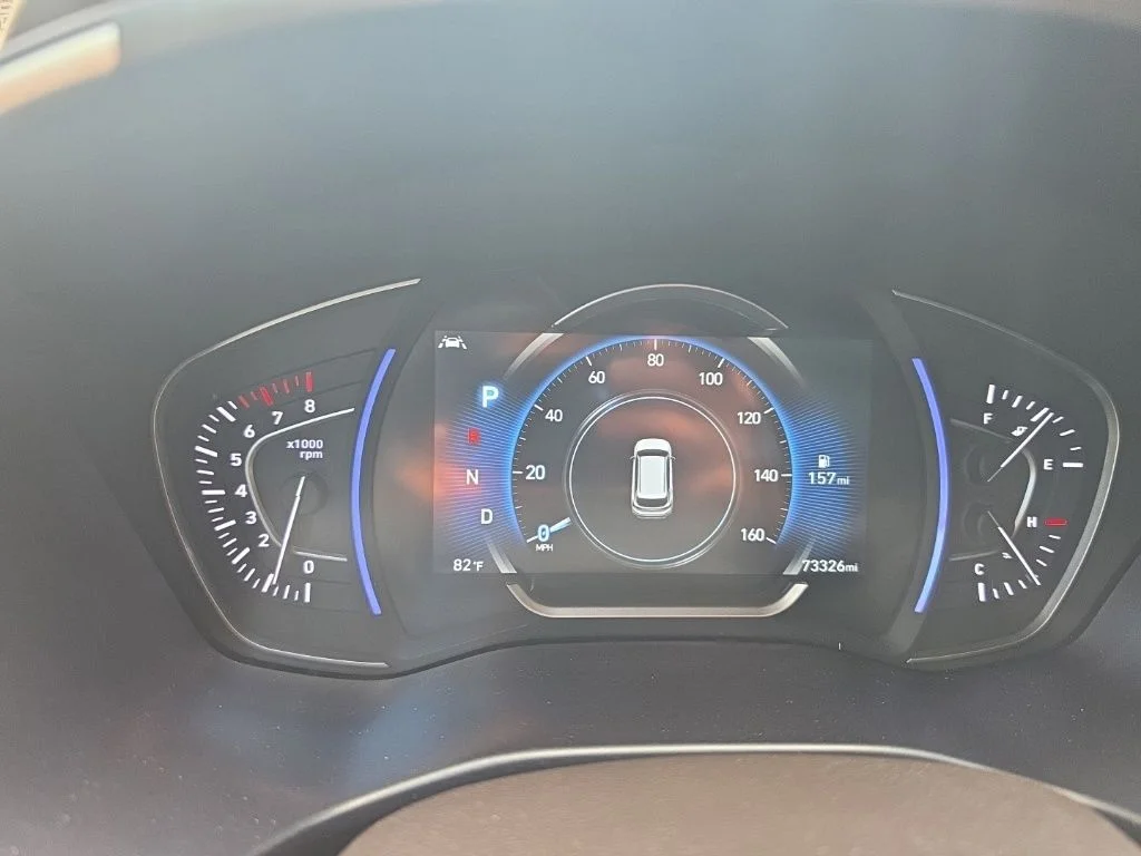 Used 2019 Silver Hyundai Ultimate image 17