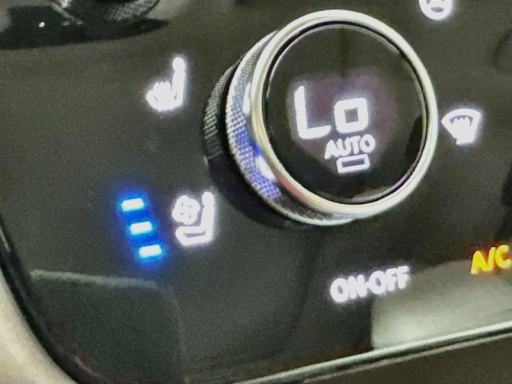 Certified Used 2027 Green INFINITI LUXE image 27