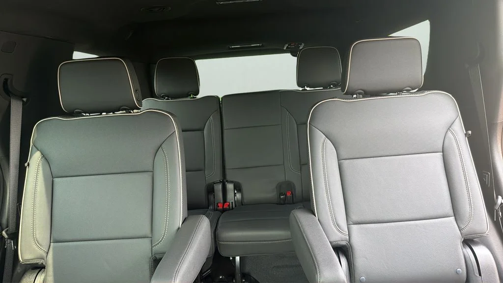 Used 2025 Black GMC Elevation image 16