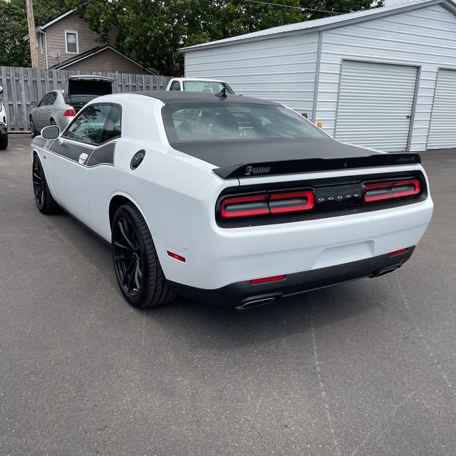 Used 2021 White Dodge R/T Scat Pack image 2