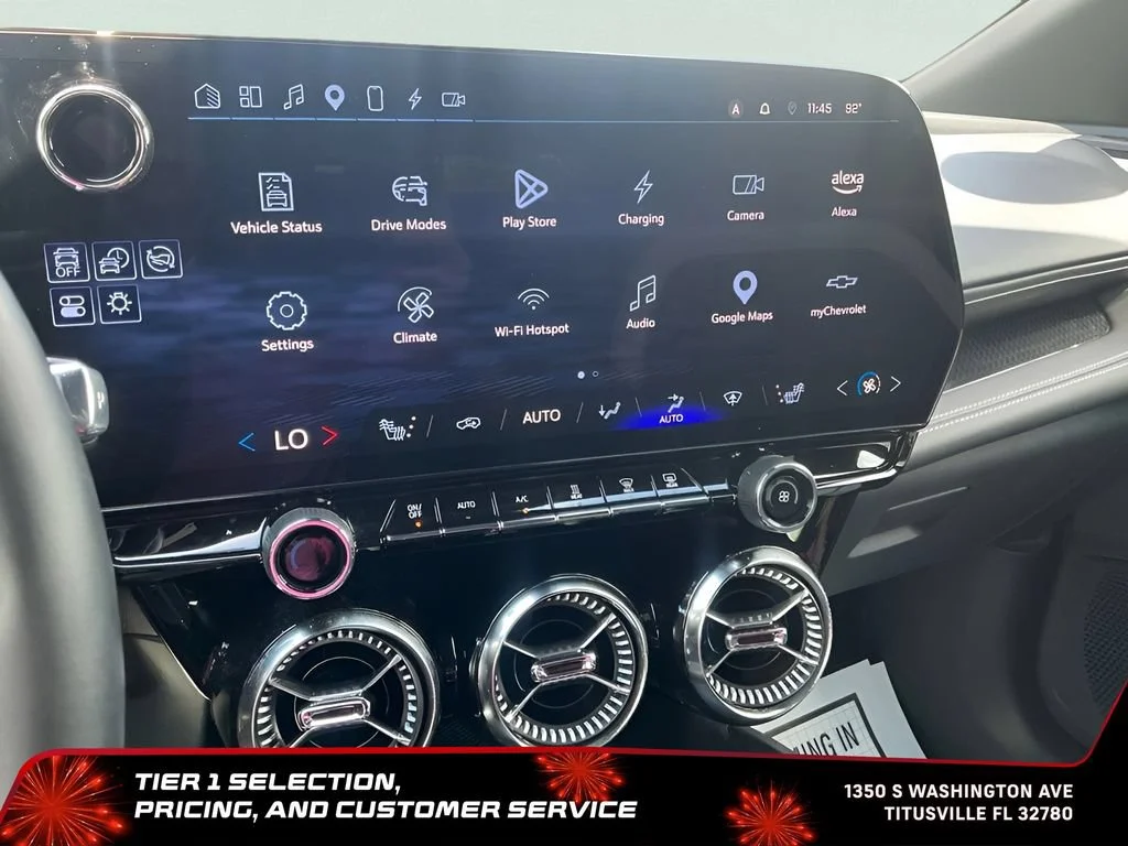 Used 2024 Summit White Chevrolet LT image 33