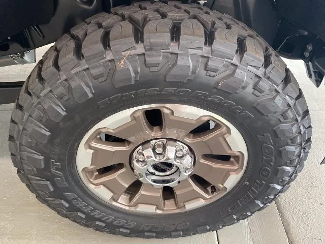 New 2026 Star White Metallic Tri-Coat Ford F-250® King Ranch® image 33