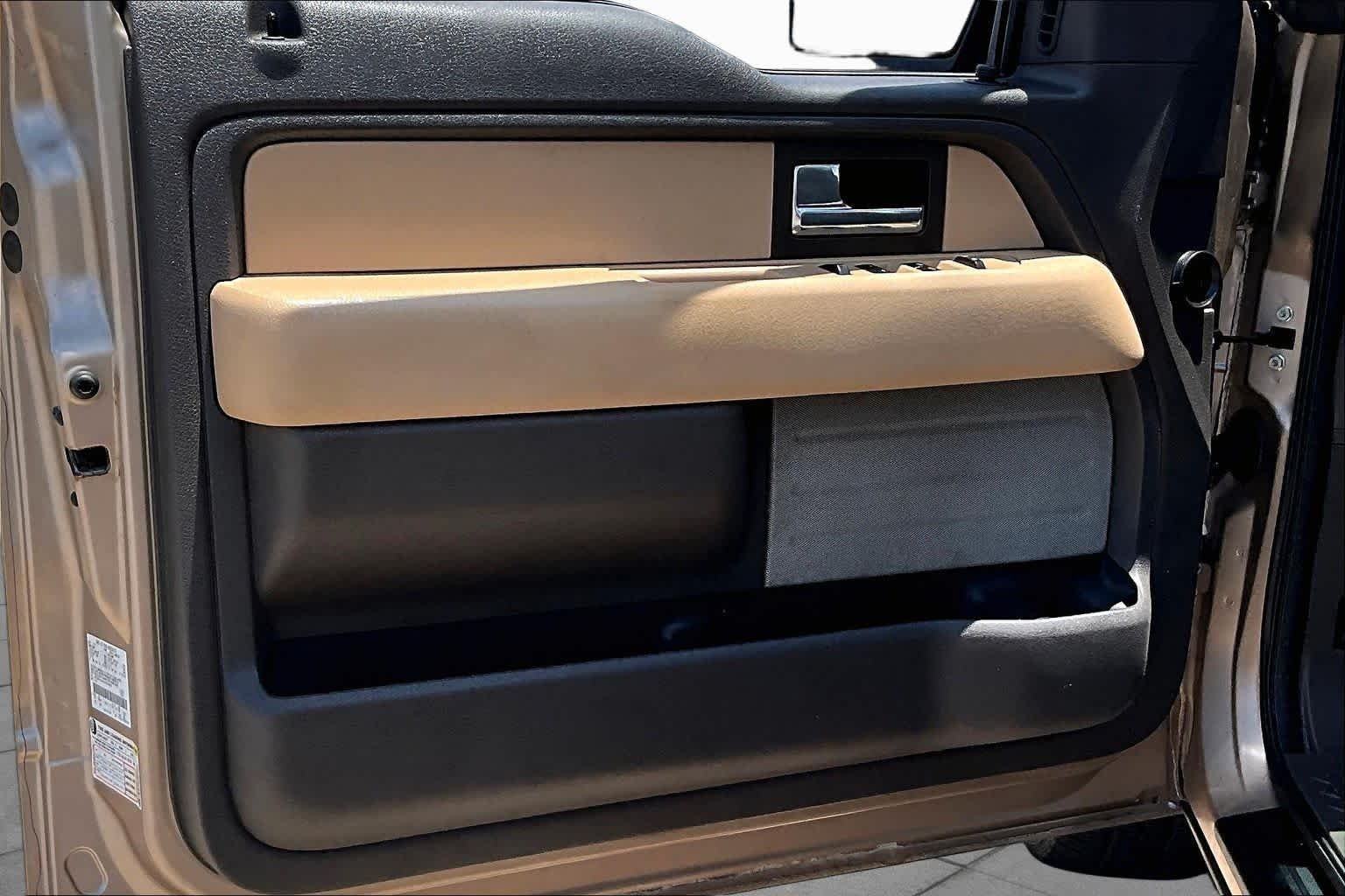 Used 2012 Pale Adobe Metallic Ford XLT image 21