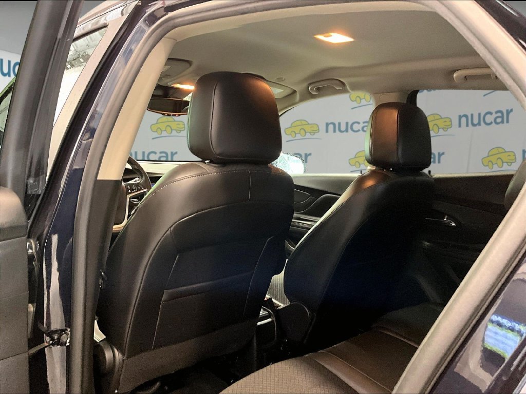 Used 2022 Blue Buick Preferred image 22