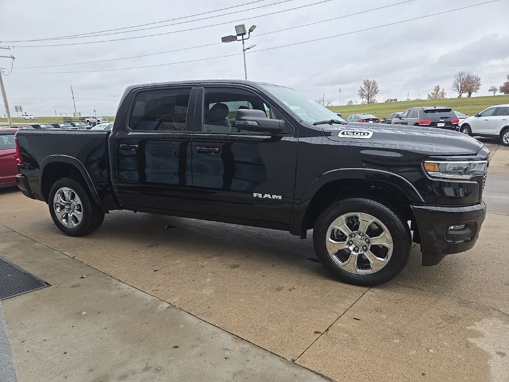 New 2026 Diamond Black Crystal Pearl-Coat Exterior Paint RAM Big Horn/Lone Star image 12
