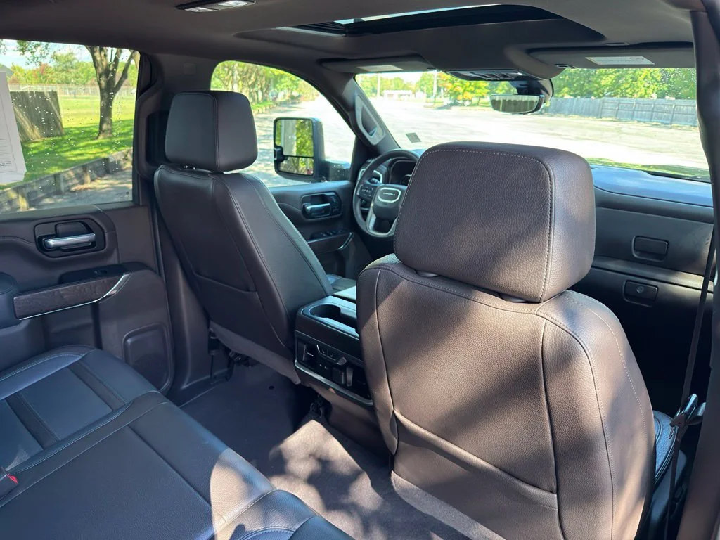 Used 2021 Black GMC Denali image 31