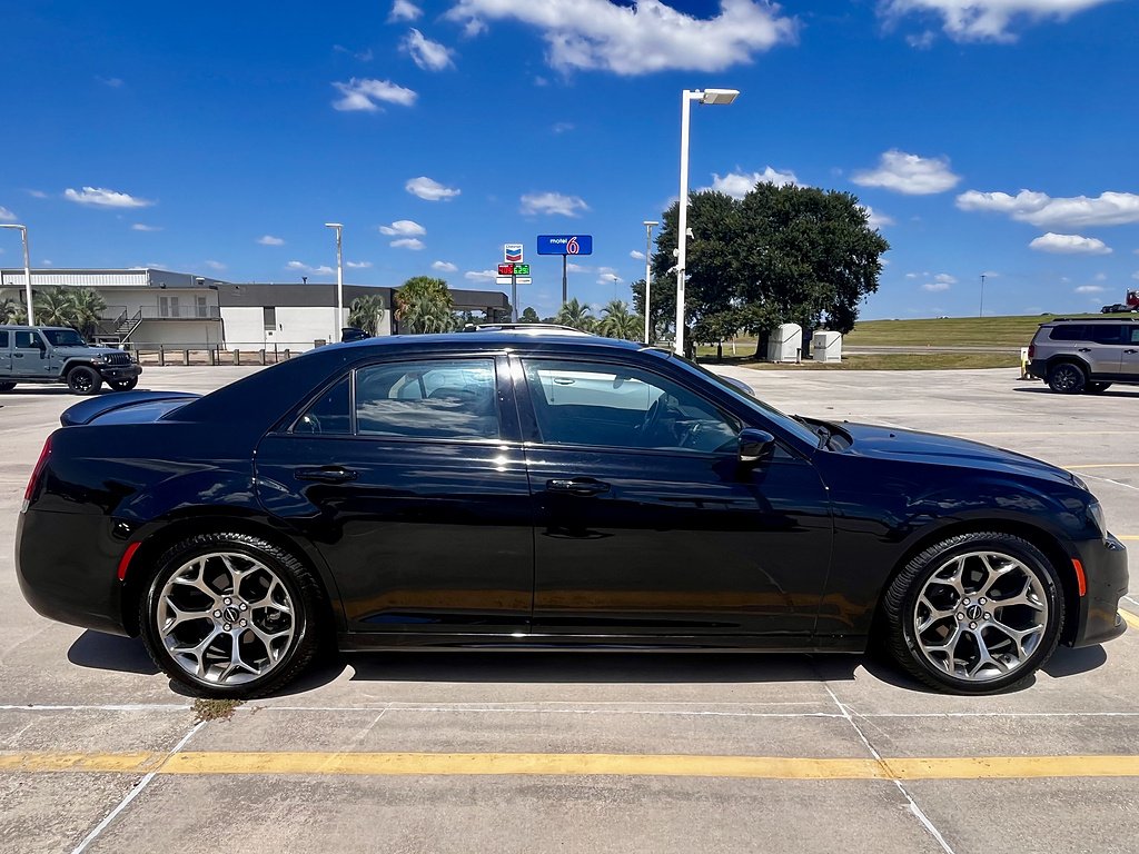 Used 2018 Chrysler 300 S with VIN 2C3CCABG0JH314219 for sale in Opelousas, LA