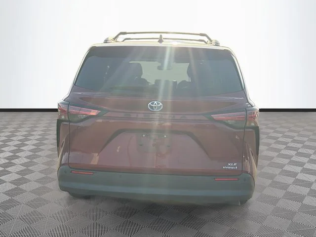 Certified Used 2022 Red Toyota XLE image 6