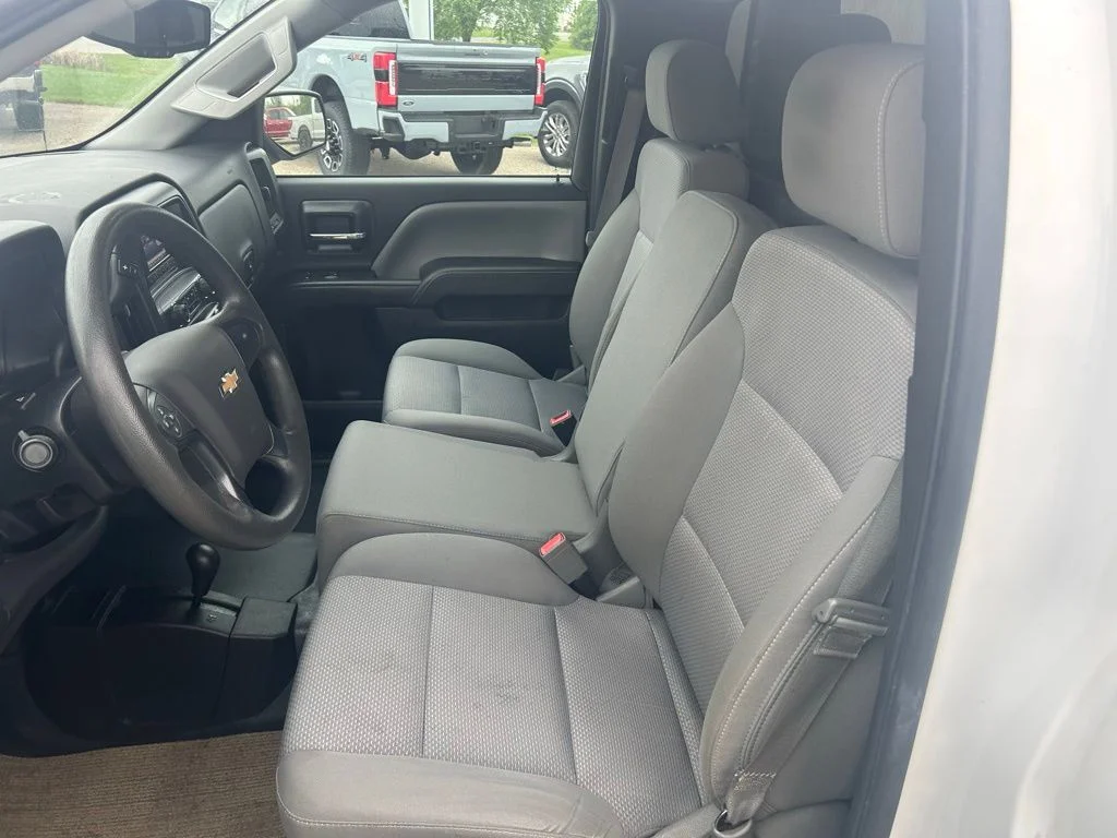 Used 2015 Summit White Chevrolet WT image 11