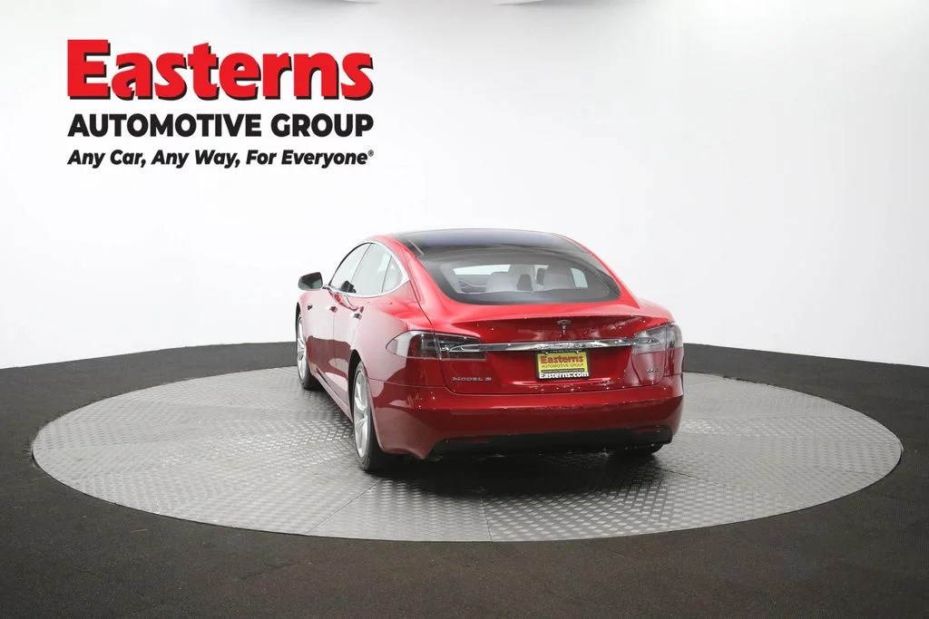 Used 2017 Red Tesla P100D image 33