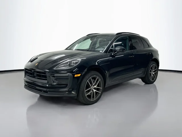 2025 Porsche Macan 