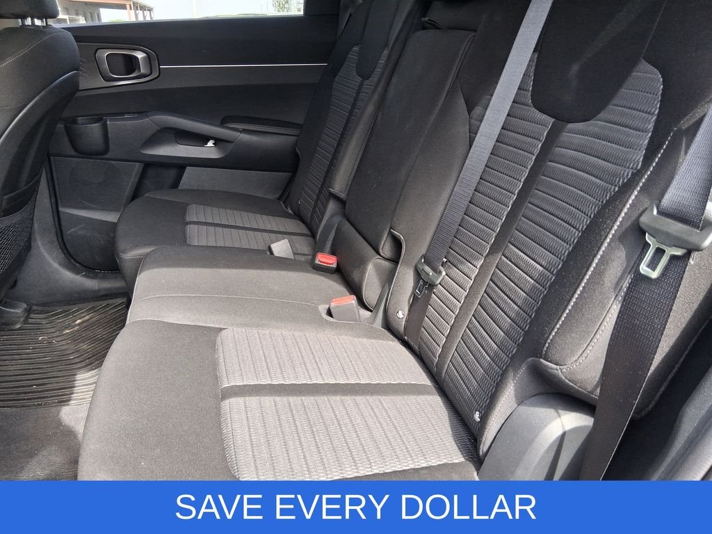 Used 2026  Kia LX image 14
