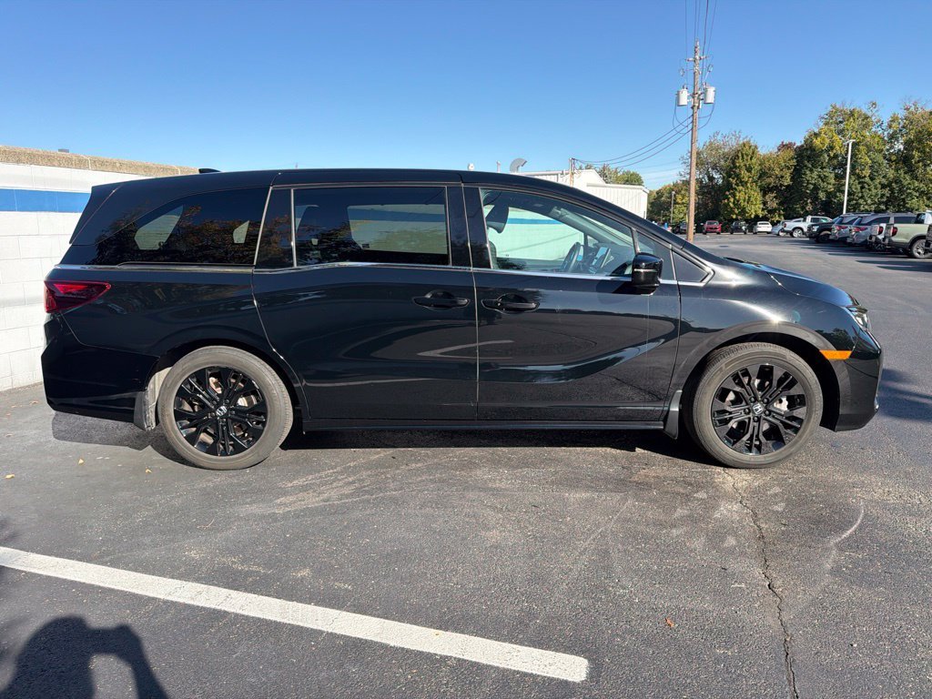 2025 Honda Odyssey Sport L - Photo 6