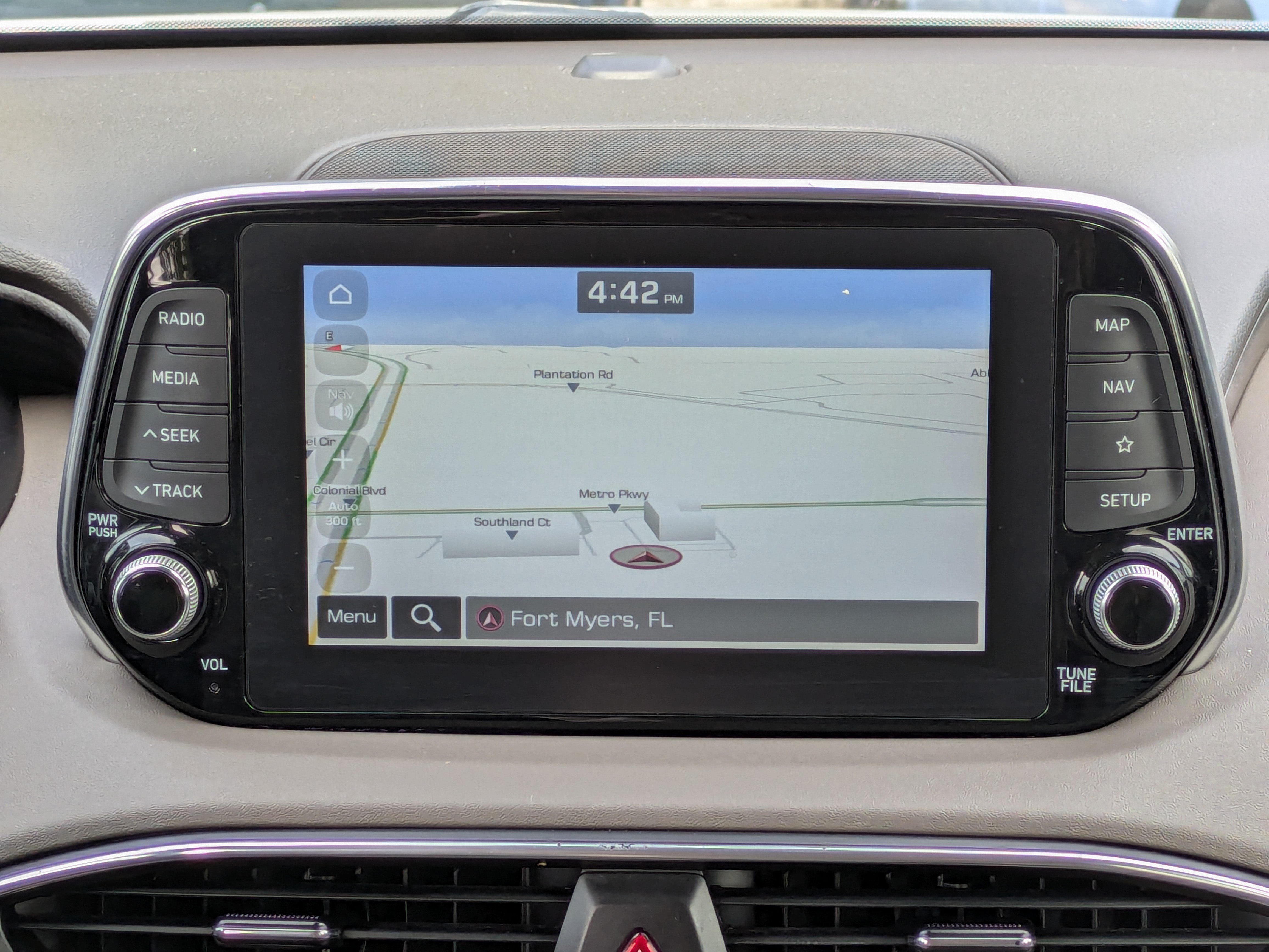 Used 2020 Quartz White Hyundai Limited image 16