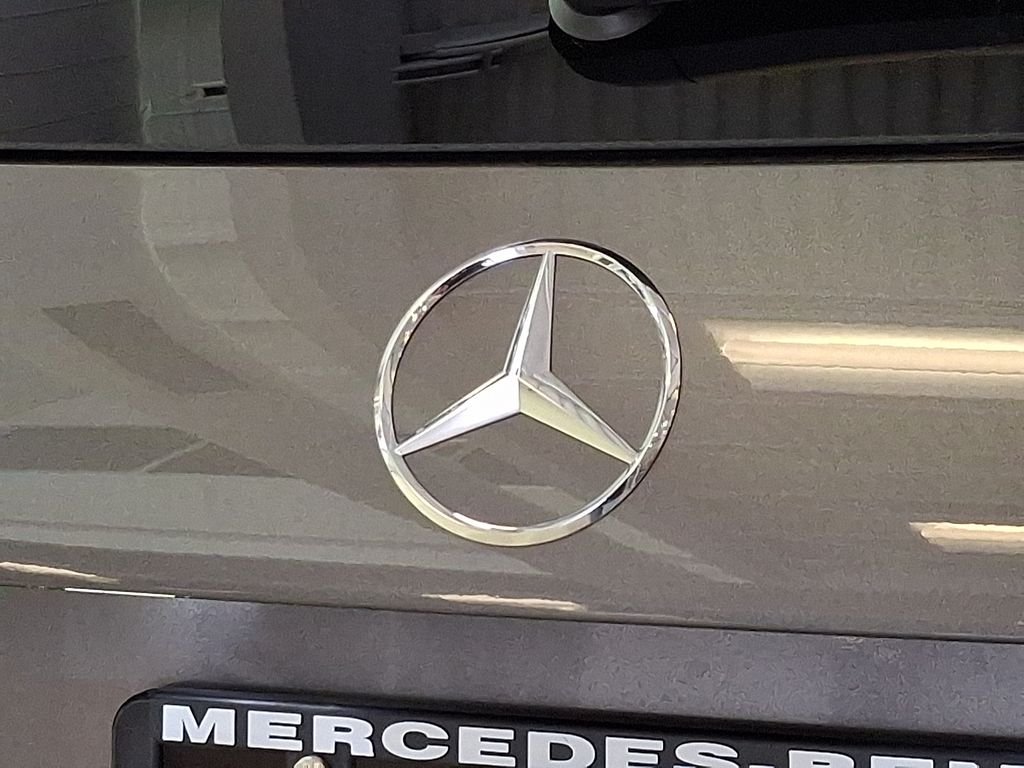 New 2026 Mountain Grey Metallic Mercedes-Benz GLA 250 image 28