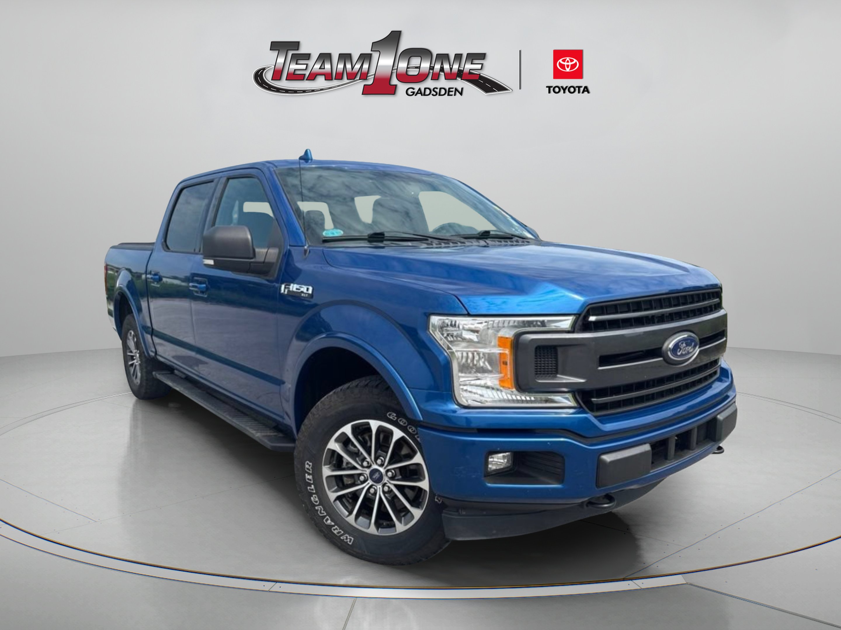 Used 2018 Lightning Blue Ford XLT image 1