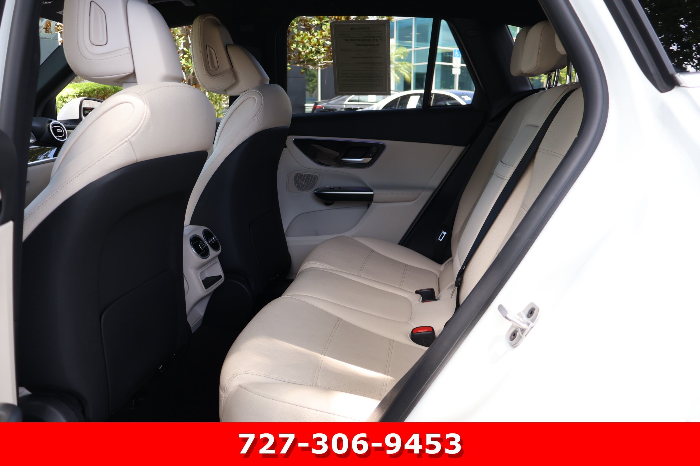 Certified Used 2025 Polar White Mercedes-Benz GLC 300 image 17