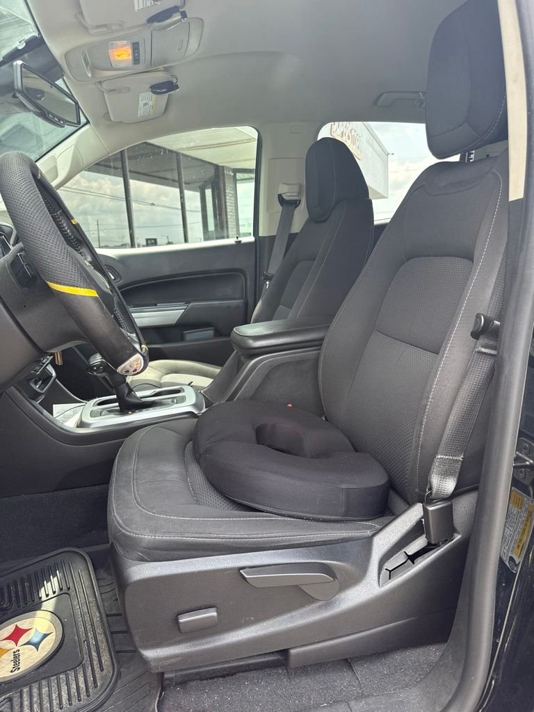 Used 2021 Black Chevrolet LT image 7