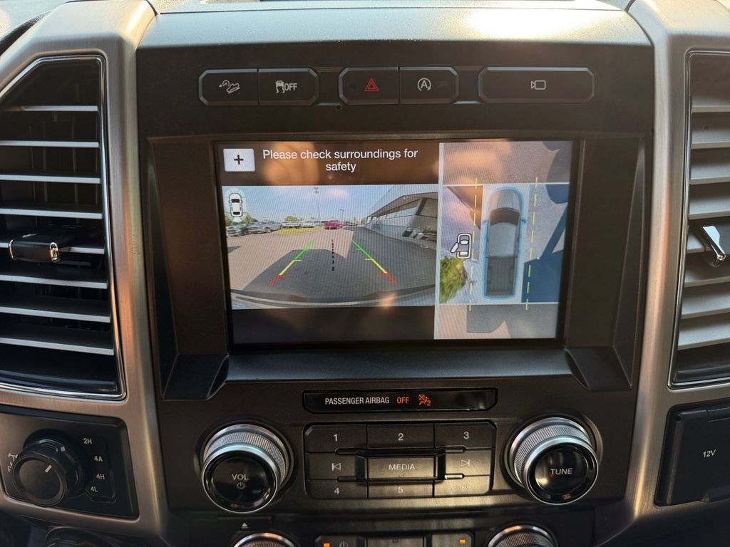 Used 2017 Gray Ford Platinum image 16