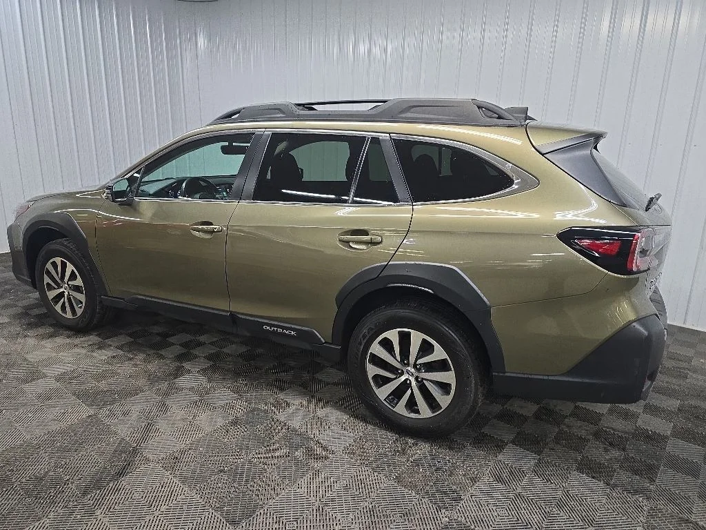 Used 2023 Brown Subaru Premium image 4