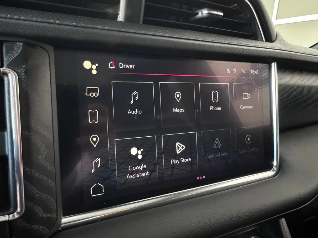Used 2024 Onyx Black GMC Denali image 24